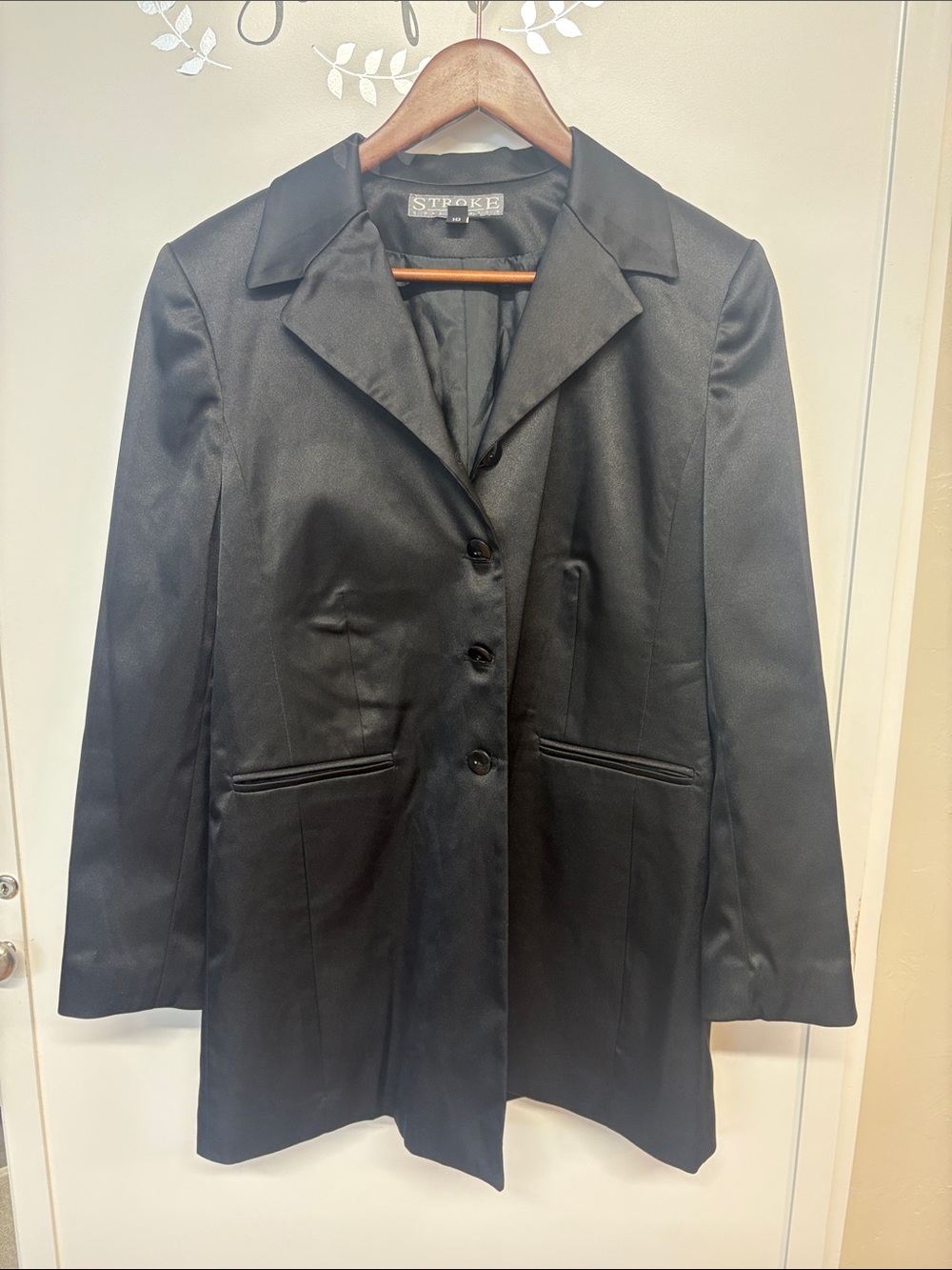 Black Satin Single-Breasted Blazer